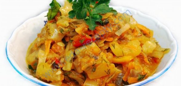 Рагу кабачки с капустой и шампиньонами