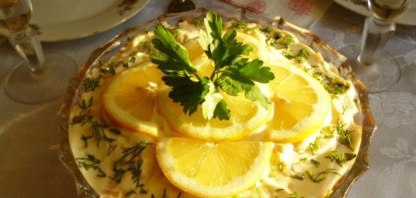 Салат с маринованными шампиньонами