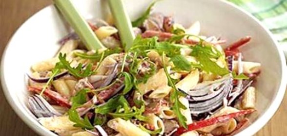 Салат с пастой и тунцом
