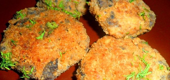 Котлеты мясные с грибами