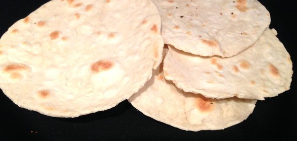 Пресные пшеничные лепешки