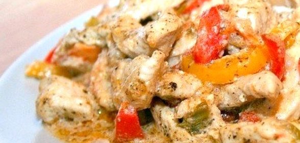 Свинина с овощами, тушеная в сливках