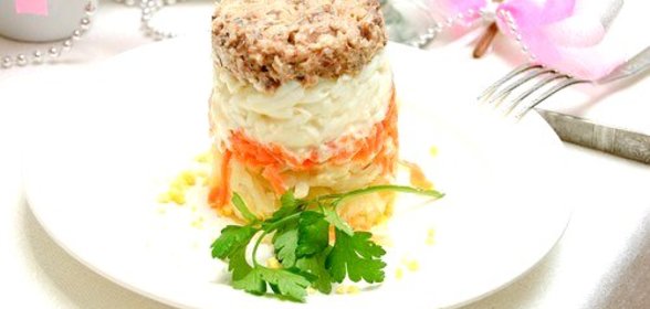 Салат слоеный