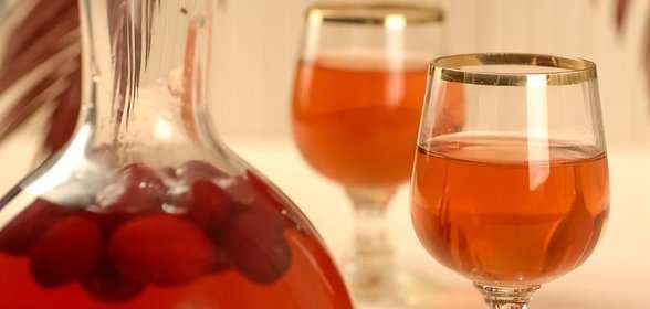 Рыбный салат со свеклой