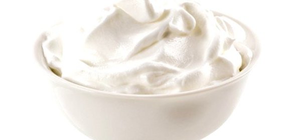 Сливки, взбитые с сахаром