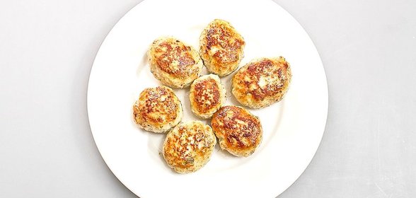 Деревенские котлеты из кролика с пряными травами и пармезаном