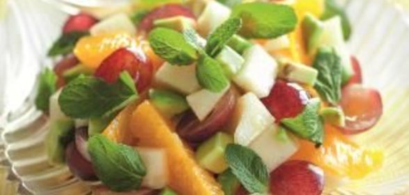 Фруктовый салат с розмариновым медом