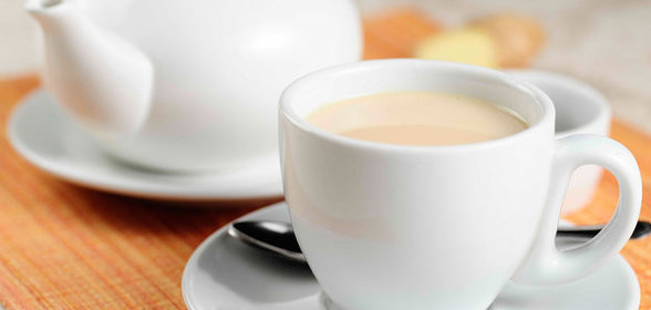 Молоко с медом и пряностями