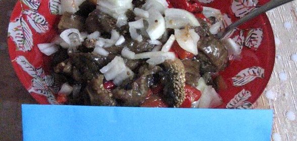 Салат из печеных баклажанов и перца