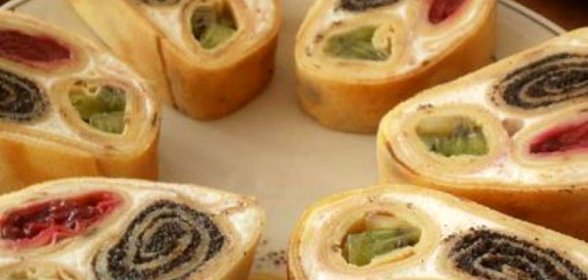 Рулеты из блинов с начинкой