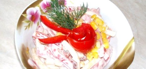 Салат с кукурузой и ветчиной
