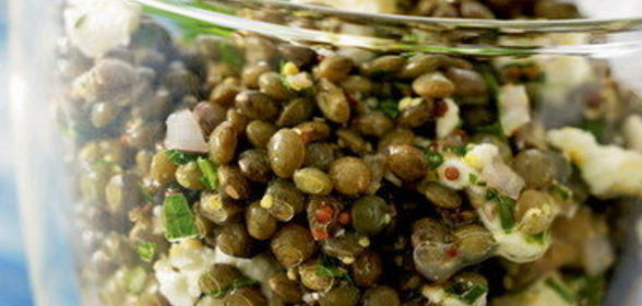 Салат из чечевицы