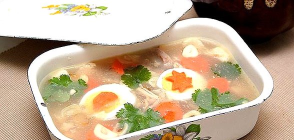 Свиной холодец с соусом