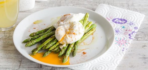 Салат Цезарь азиатский