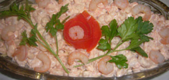 Салат с креветками Розовый