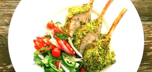 Ребрышки ягненка в ароматной панировке