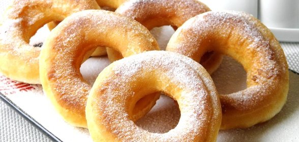 Пончики на кефире за 15 минут