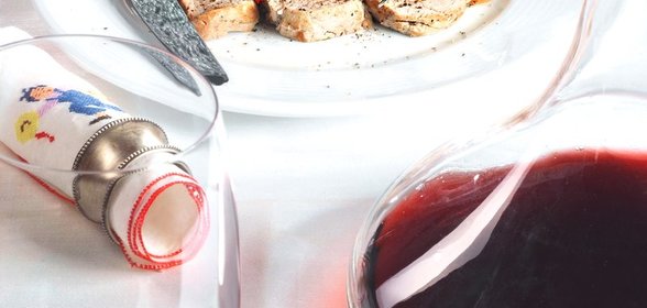 Телятина, жаренная на воде, с яблочным чатни