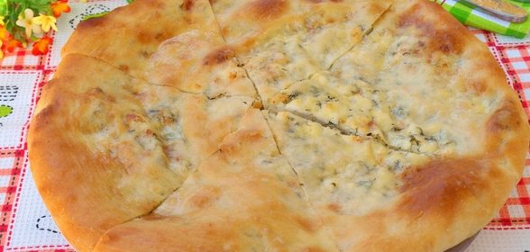 Хачапури с адыгейским сыром