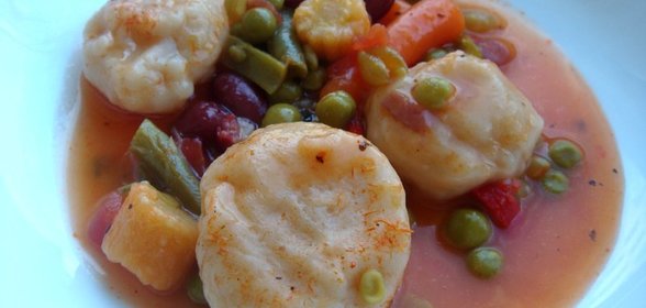 Овощное рагу с пшеничными кружочками