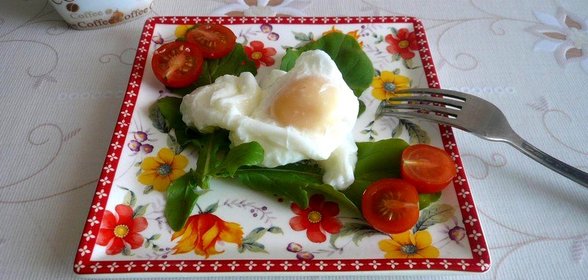 Вареное яйцо на завтрак за одну минуту
