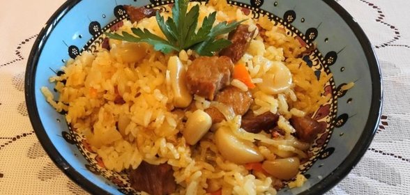 Плов с чесноком