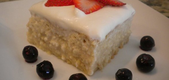 Торт из трех видов молока