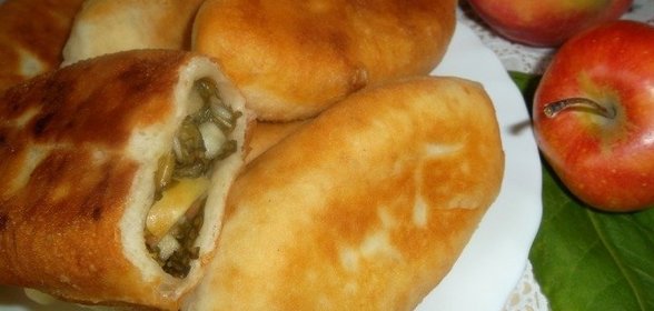 Пирожки со щавелем и яблоками