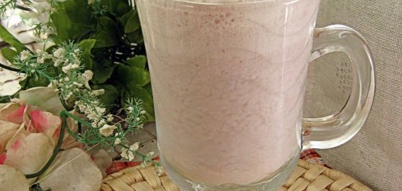 Рисовый напиток с клубникой Розовый жасмин