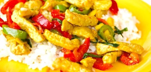 Куриное рагу с грибами и перцами