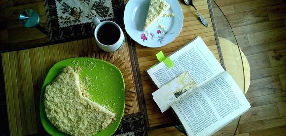 Творожно-лимонный насыпной пирог с бананом