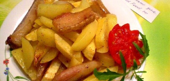 Картофель с салом и перцем