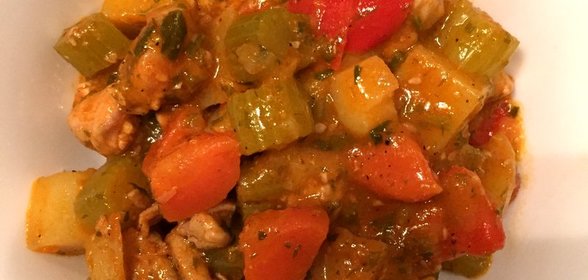 Рагу с курицей и овощами