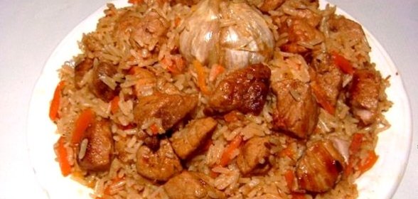 Плов из пропаренного риса со свининой