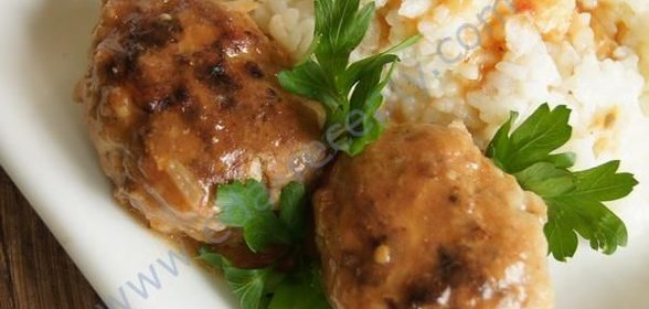 Котлетки с томатной подливкой