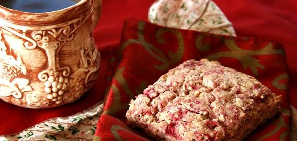 Сливочные лепешки с малиной