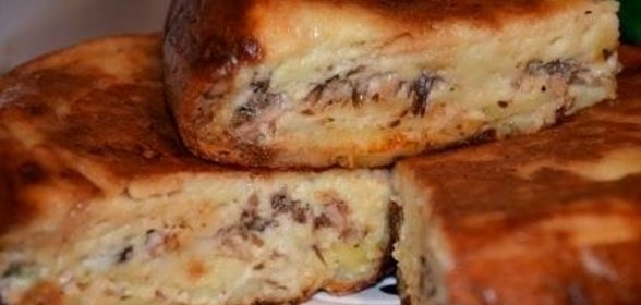 Заливной пирог с рыбными консервами