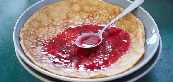 Манные блинчики на сливках и молоке