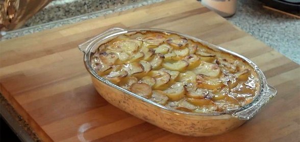 Запеканка картофельная под сливочным соусом