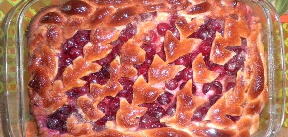 Постный пирог с вишней