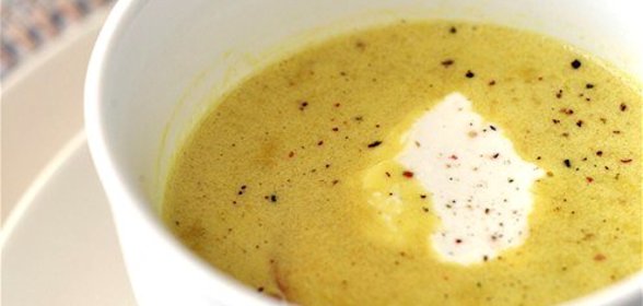 Хлебный суп с яблоками