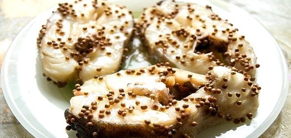 Стейк трески на пару