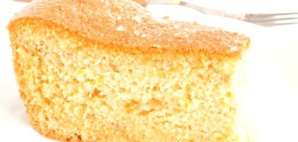 Кукурузный пирог с миндалем