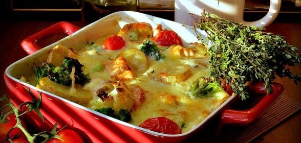 Запеканка с семгой и брокколи