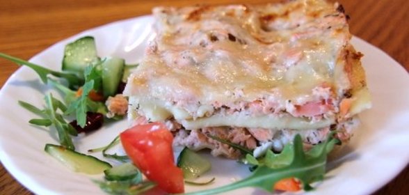 Лазанья с форелью