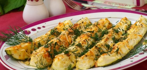 Запечённые кабачки с сыром