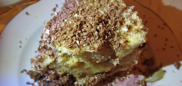 Яблочное пирожное