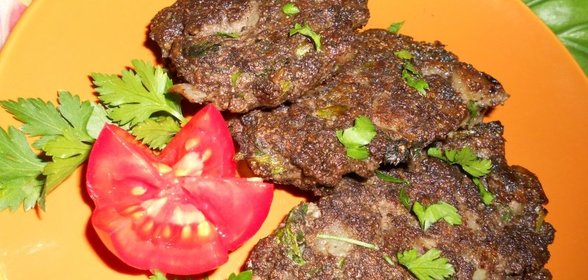 Печеночные котлеты с салом