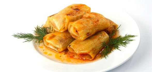 Фаршированные капустные листья
