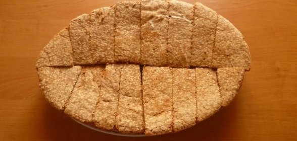 Яблочный бисквитный пирог с яблоками